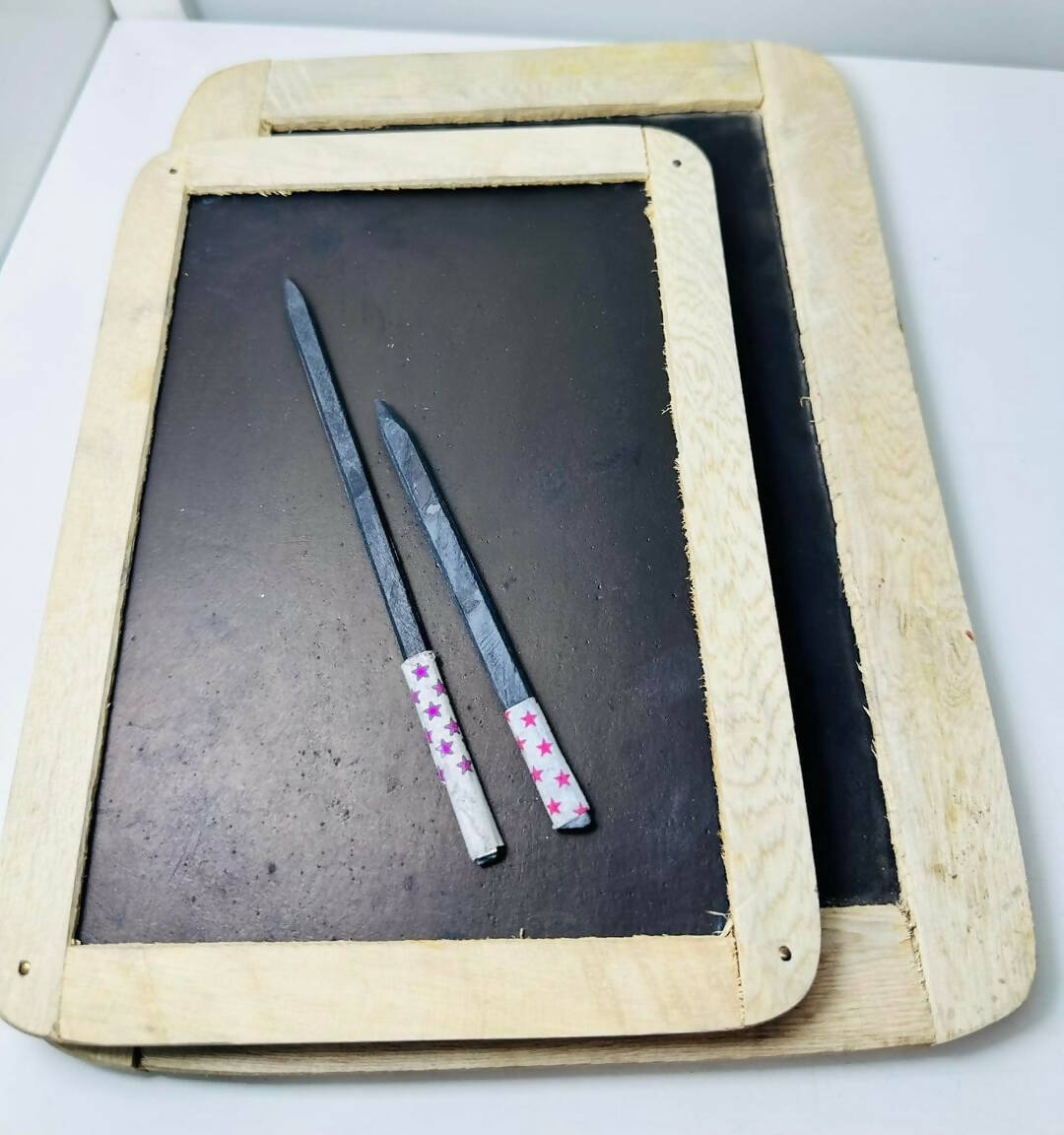 90s' Doh Ywer Blackboard with pen – MyanmarMakers
